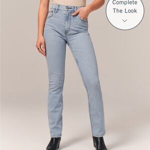 Abercrombie & Fitch Ultra High Rise 90s Slim Straight Jean